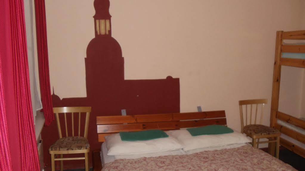Dome Pearl Hostel Riga Buitenkant foto